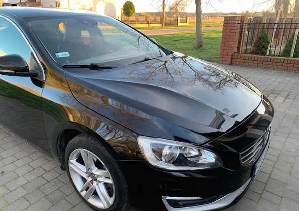 Volvo S60 cena 49000 przebieg: 117000, rok produkcji 2016 z Błaszki małe 106